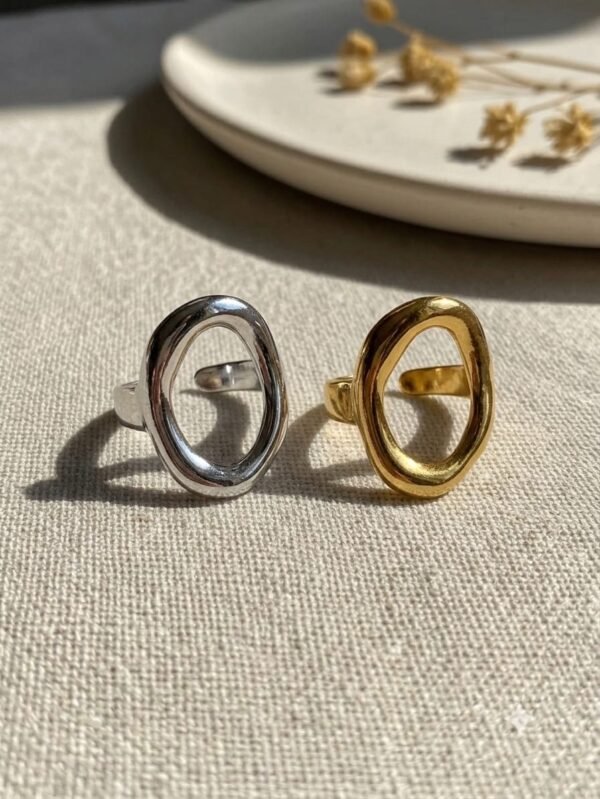 09070c7d-7f97-4e6c-85a6-eba4c354bc1f ANILLO OVALO