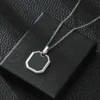 COLLAR ÉBANO GEOMÉTRICO