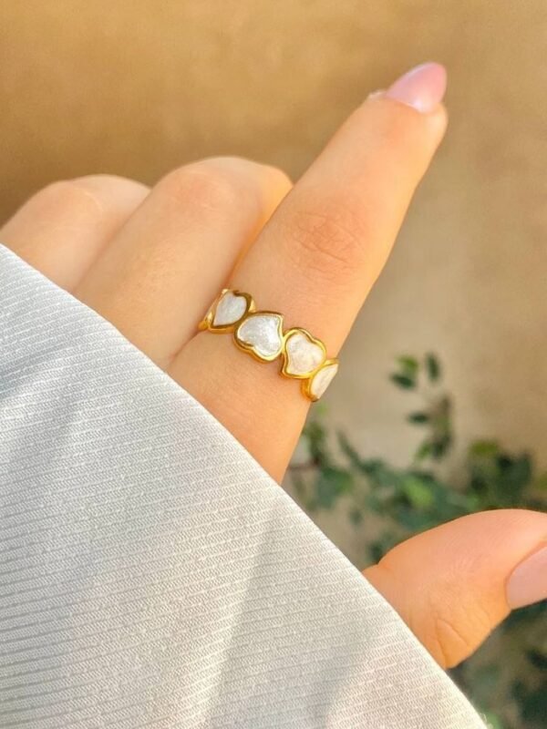 abe9e25d-5190-4060-aa27-4a761a18d21e (1) ANILLO CORAZONES BLANCO