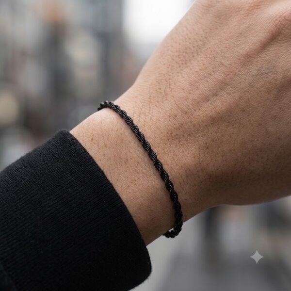 b833a80d-380c-40eb-9f66-5ad1a75d6e25 PULSERA TRENZADA NEGRA