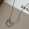 COLLAR CORAZÓN PLATEADO